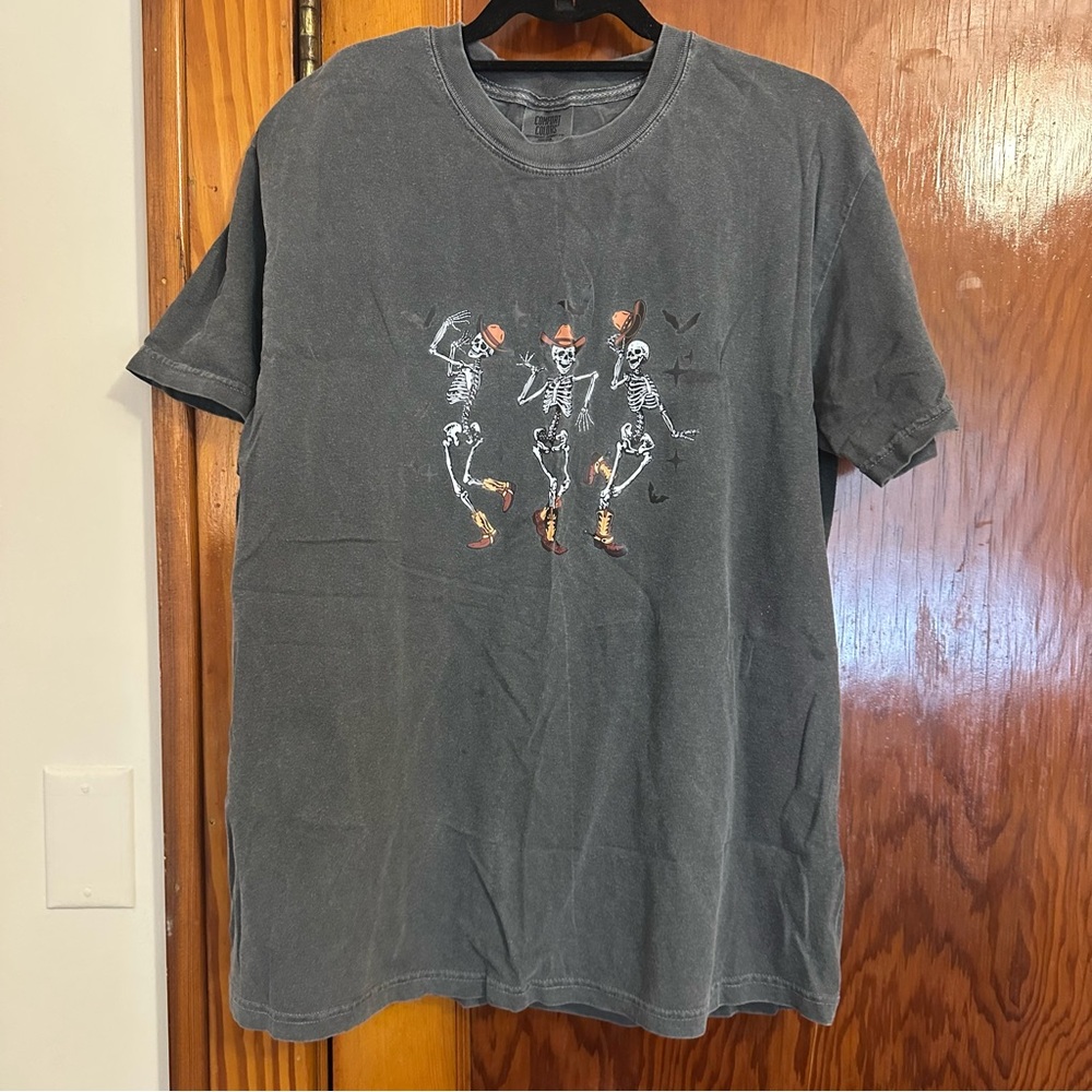 Gray Dancing Cowboy Skeletons Halloween T-Shirt Comfort Colors Size Large